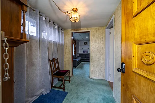 44 Park Pl Photo 1