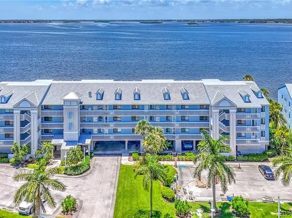 10 NE Plantation Rd APT 101, Stuart, FL 34996