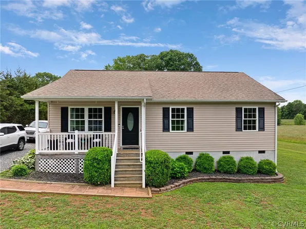 1055 W Old Mountain Rd, Louisa, VA 23093