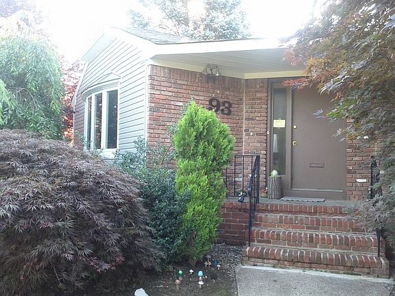 2nd image of 93 N Hillside Ave