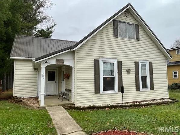 205 Emery St, La Fontaine, IN 46940