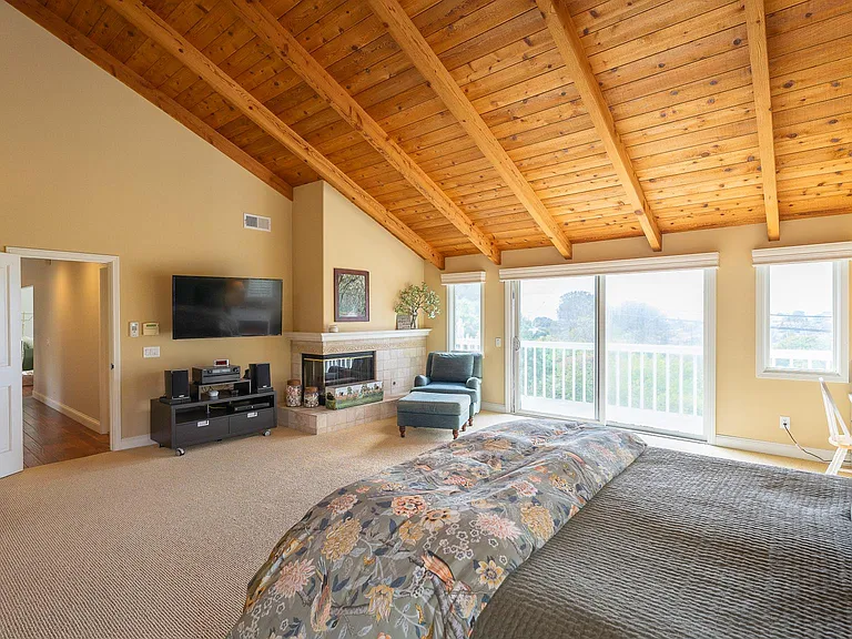 Freedom in spacious living.