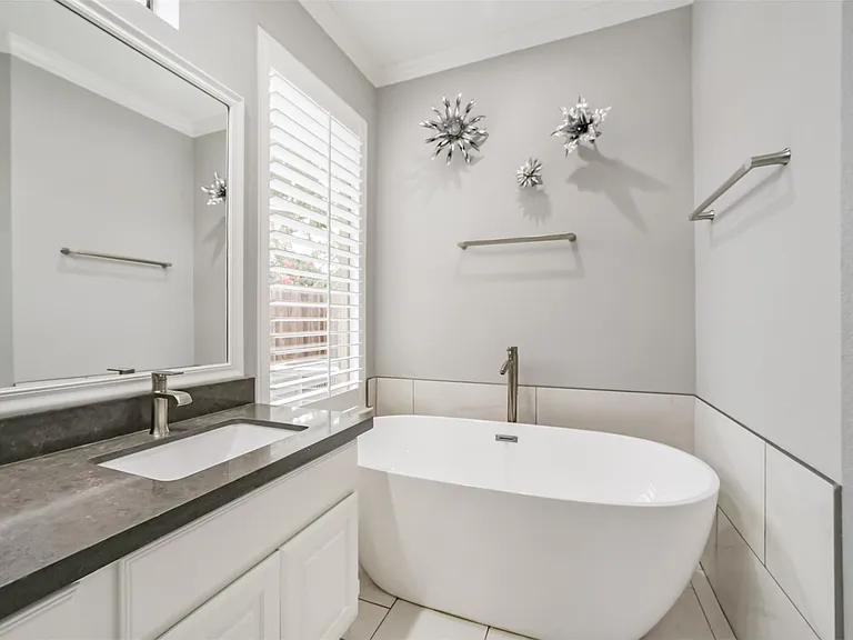 2214 Cherrytree Ridge Ln — Photo 18