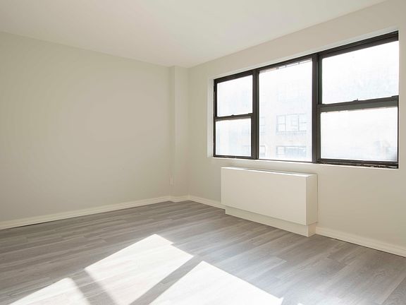 4th image of 402 E 90th St APT 9G