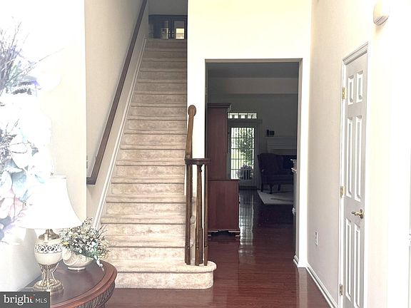 5th image of 11 Lucaya Cir