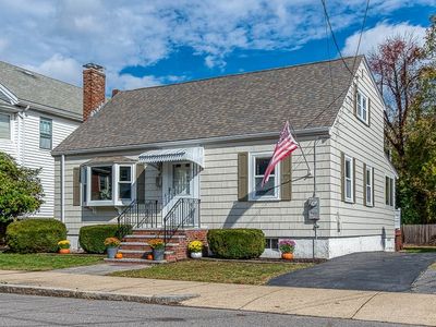 87 Knoll St, Roslindale, MA, 02131