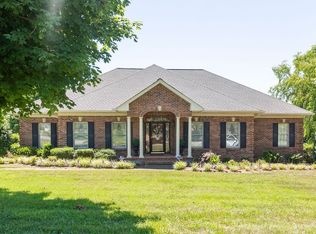 115 Brownstone Dr, Gallatin, TN 37066