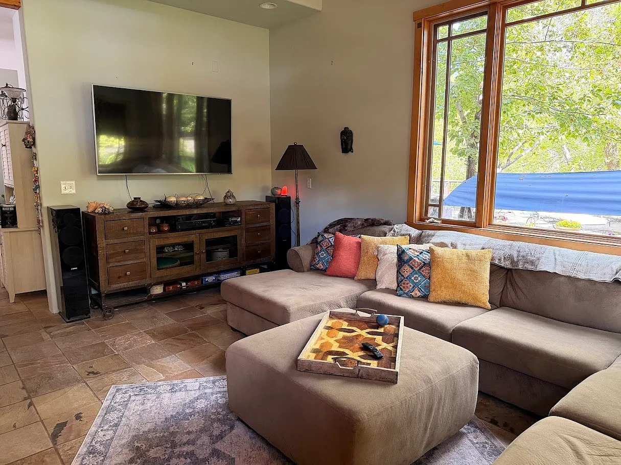 3577 Silverton Ave — Photo 4