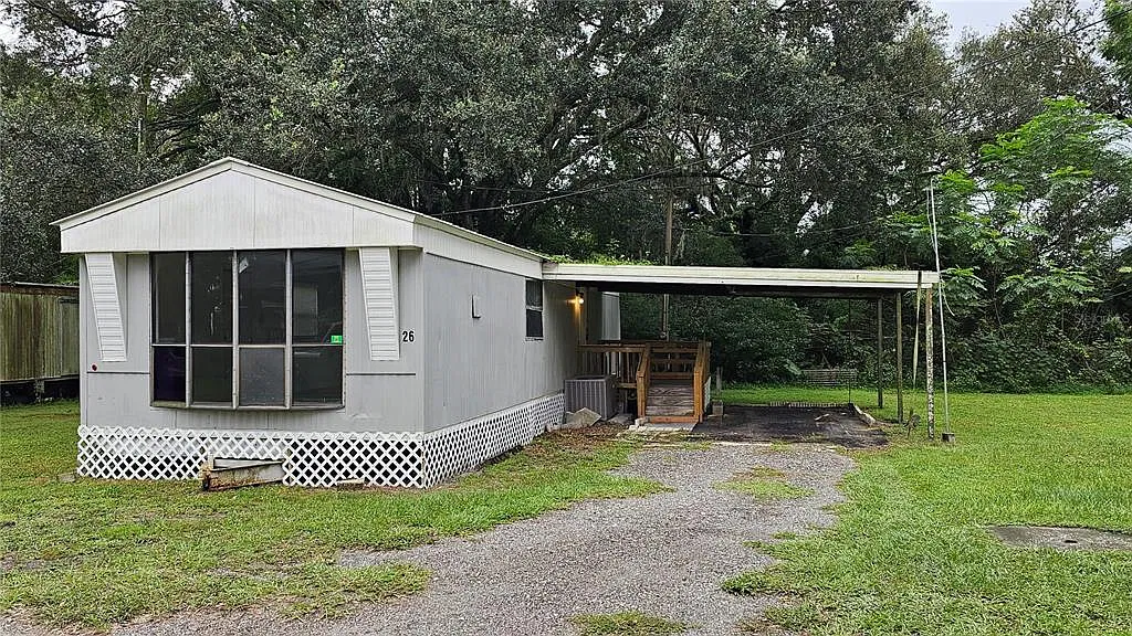 2 bed, 1.0 bath, 732 sqft, $1,100 — Photo 2