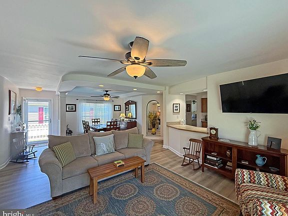4th image of 26 Whitehaven Way #13