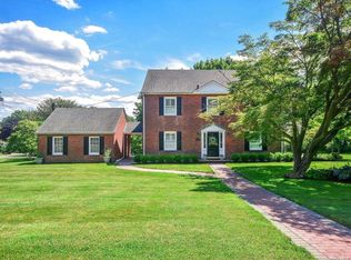 103 Woolsey Ave, Glen Cove, NY 11542