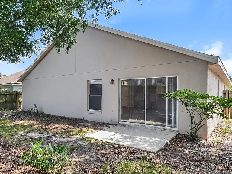 1033 Shale Trail St — Photo 16