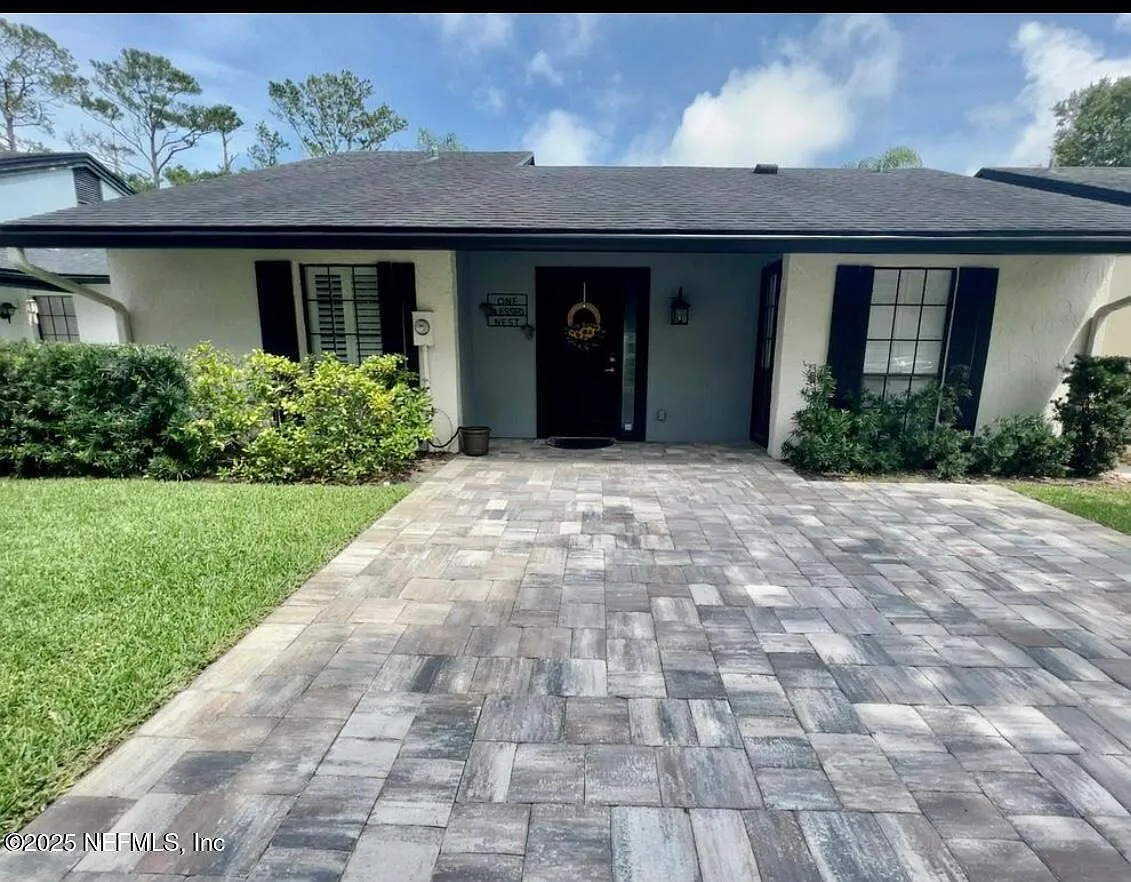 2 bed, 2.0 bath, 1079 sqft, $3,100 — Photo 2