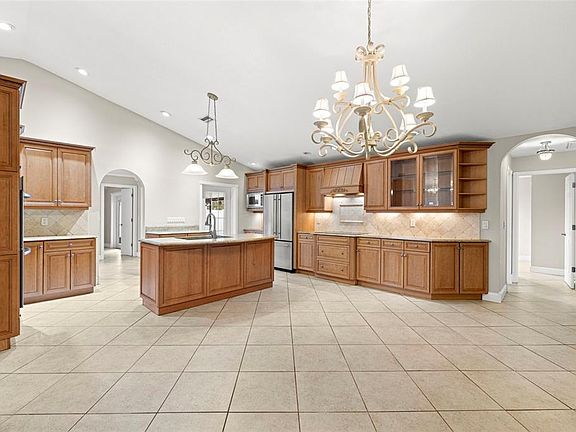 2nd image of 6712 Ranger Dr