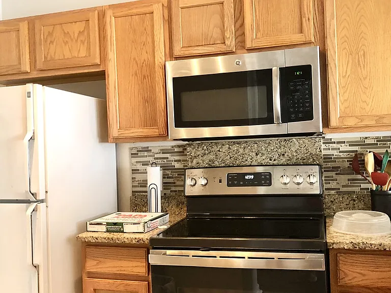 Cinnabay Dr — Photo 11
