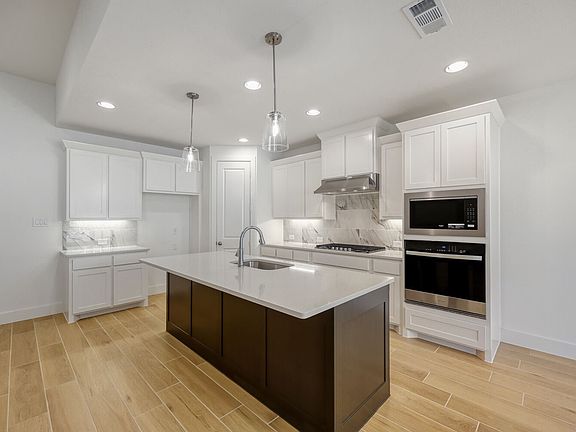 6th image of this home
