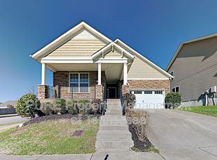 1684 Stonewater Dr, Hermitage, TN 37076