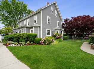 22 Mague Ave UNIT 22, West Newton, MA 02465