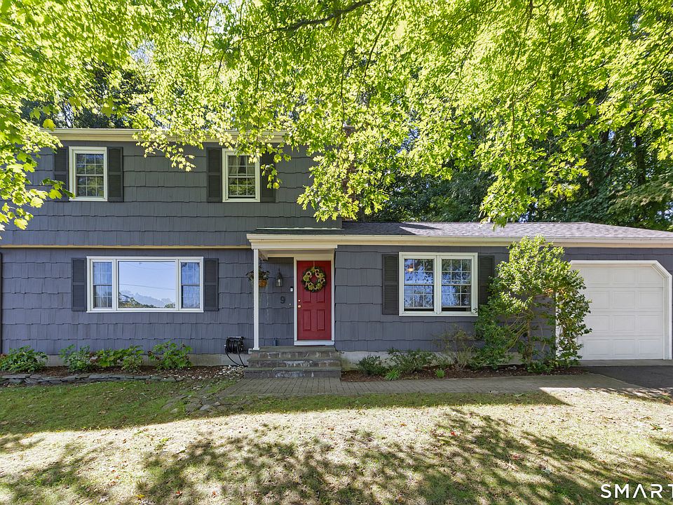 1st image of 9 Chimney Drive