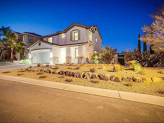4th image of 11218 Tribiani Ave