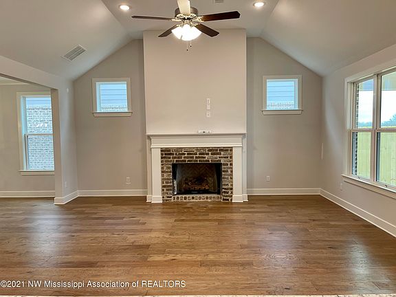5th image of 13817 Highlands Crest Dr