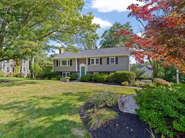 14 Aberdeen Dr, Scituate, MA 02066