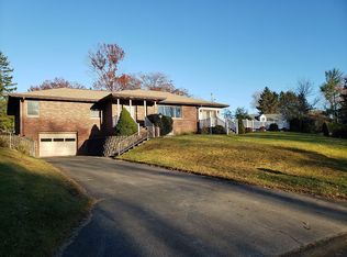 792 Eastwood Dr, Huntington, WV 25705