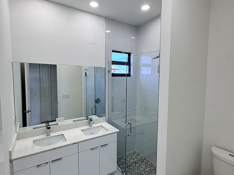 4206 NW 32nd Ln — Photo 15