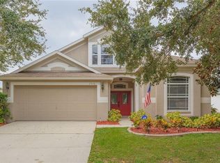 2516 Groveway Dr, Valrico, FL 33596
