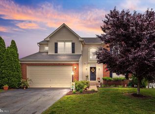 19 Vanburgh Ct, Stafford, VA 22554