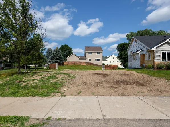 2075 Langston Ln NE, Saint Michael, MN 55376