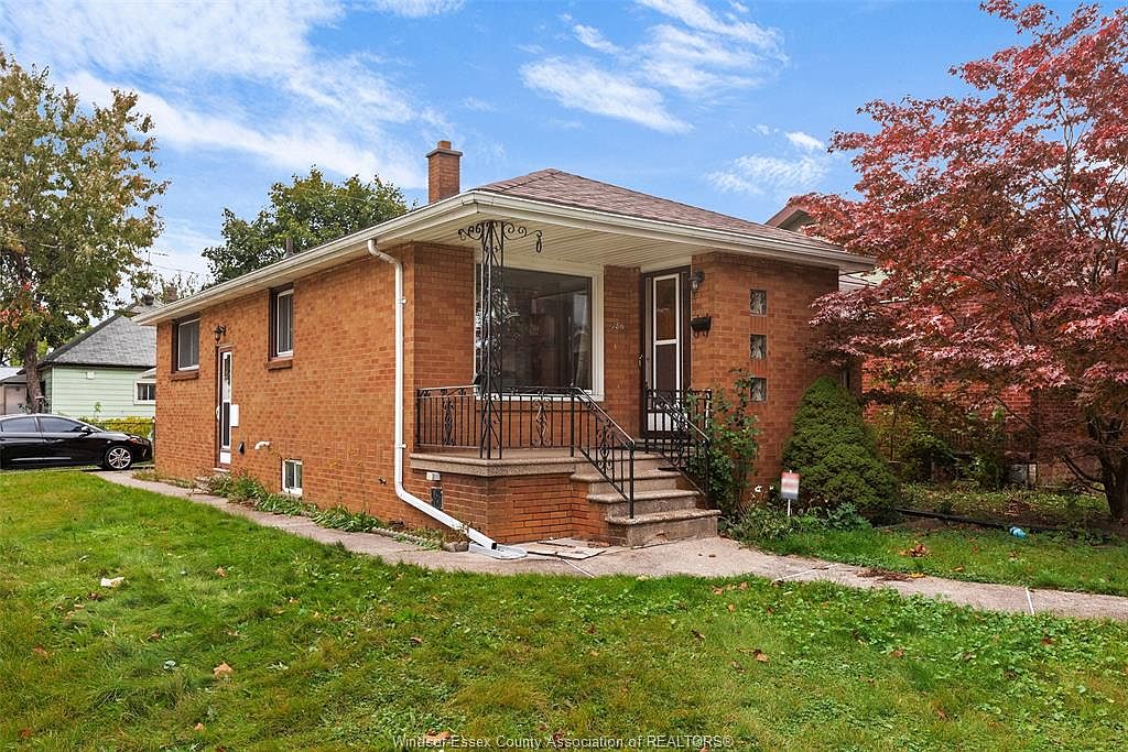 786 Partington Ave, Windsor, ON N9B 2N8 | MLS #23021621 | Zillow