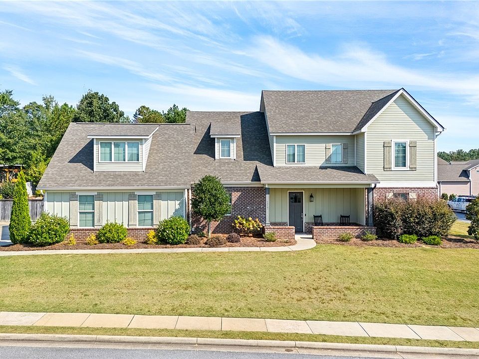 1st image of 2032 Covey Dr