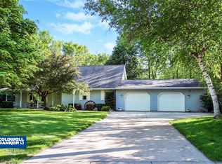 13 Ash Grove Pl, Kaukauna, WI 54130