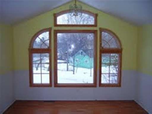 2nd image of 810 Highland Ave