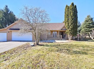 8515 S Hill Rd, Marengo, IL 60152