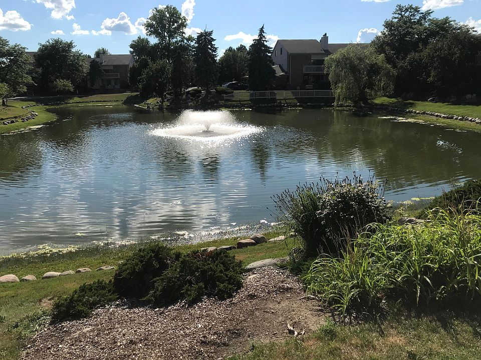 1st image of 6519 Maple Lakes Ct