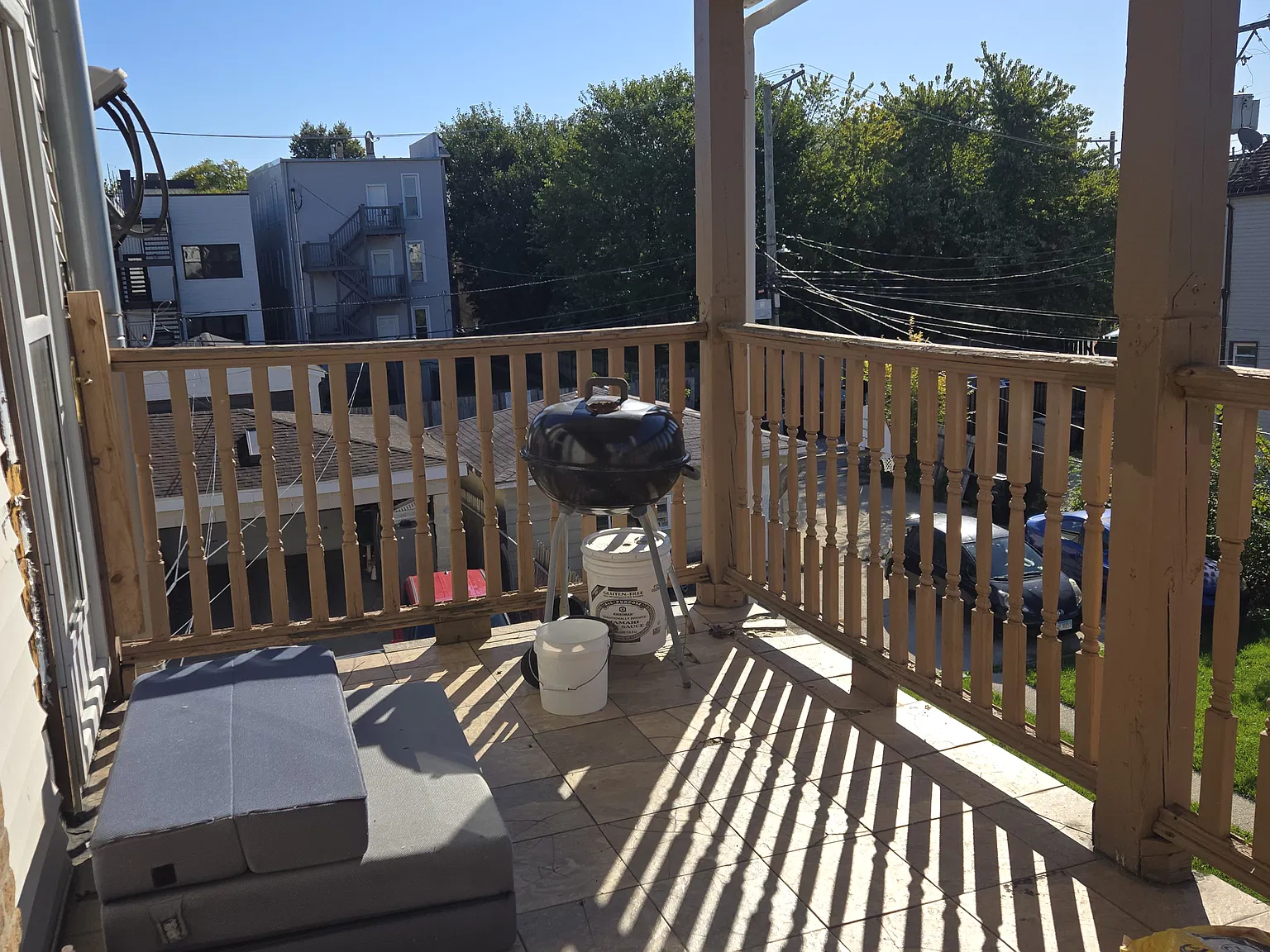 2 bed, 1200 sqft, $2,200 — Photo 3