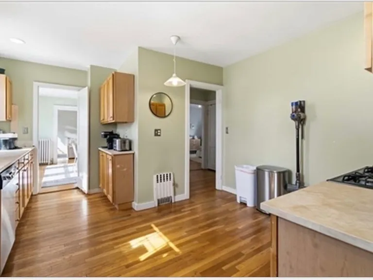 18 Chandler St #1 — Photo 4