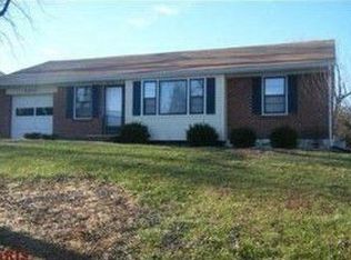 2001 W Adams St, Saint Charles, MO 63301