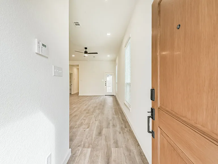 1868 Dry Cherry Ln — Photo 36