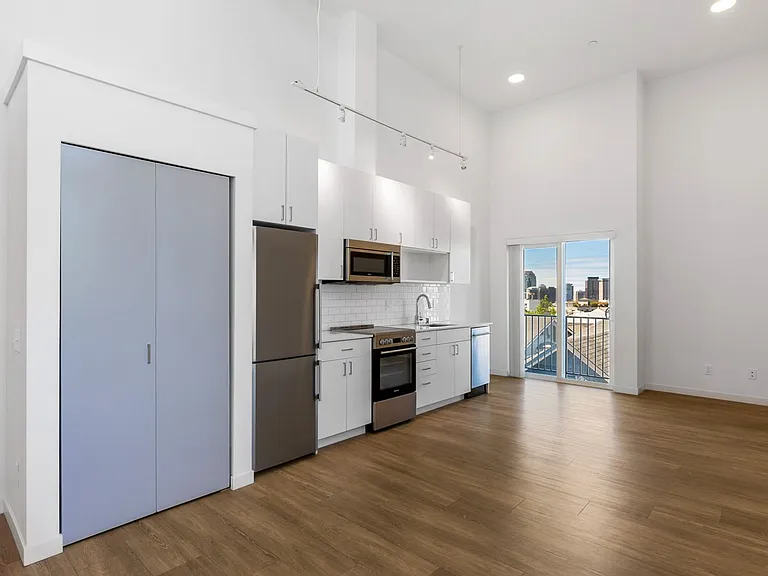 Maude Lofts — Photo 16