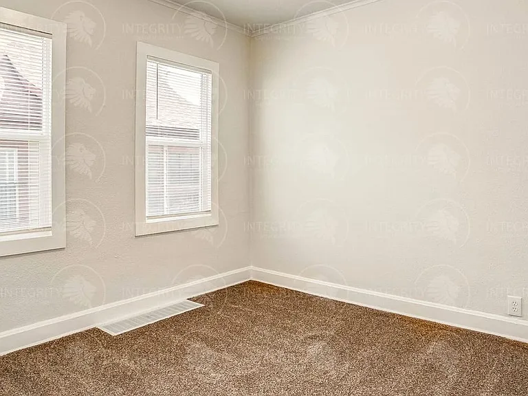 6210 Agnes Ave — Photo 20