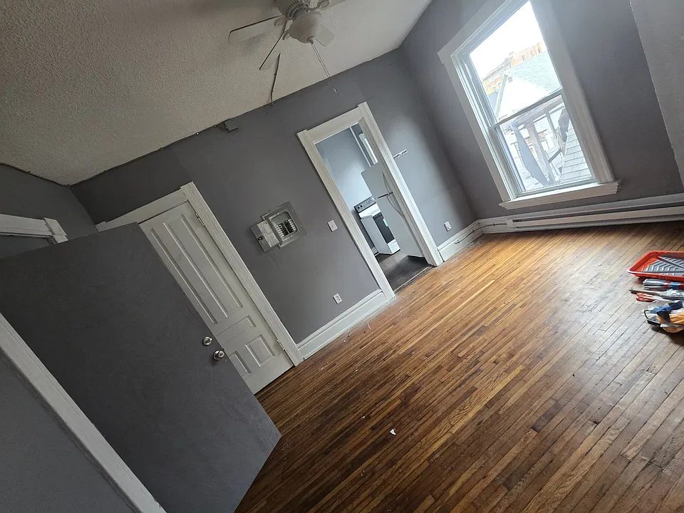 1012 N Superior St #2
