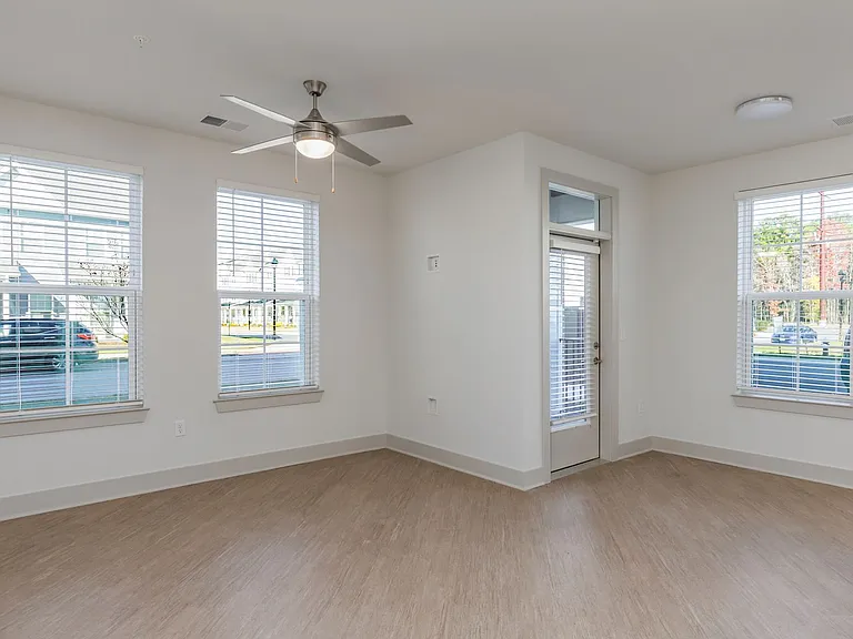 2055 Stanford Ln — Photo 174