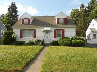 242 Harwick Rd, Rochester, NY 14609
