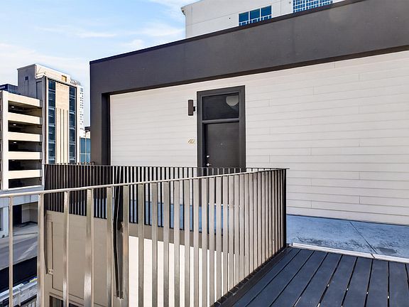 3rd image of 1801 2nd Ave N #412