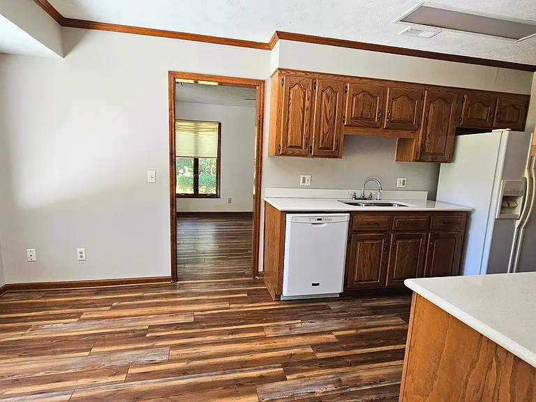 1640 Carriage Pl SW — Photo 14