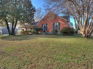 301 N White Station Rd, Memphis, TN 38117