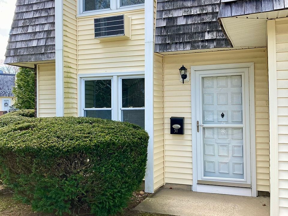 1st image of 127 Black Point Road #31